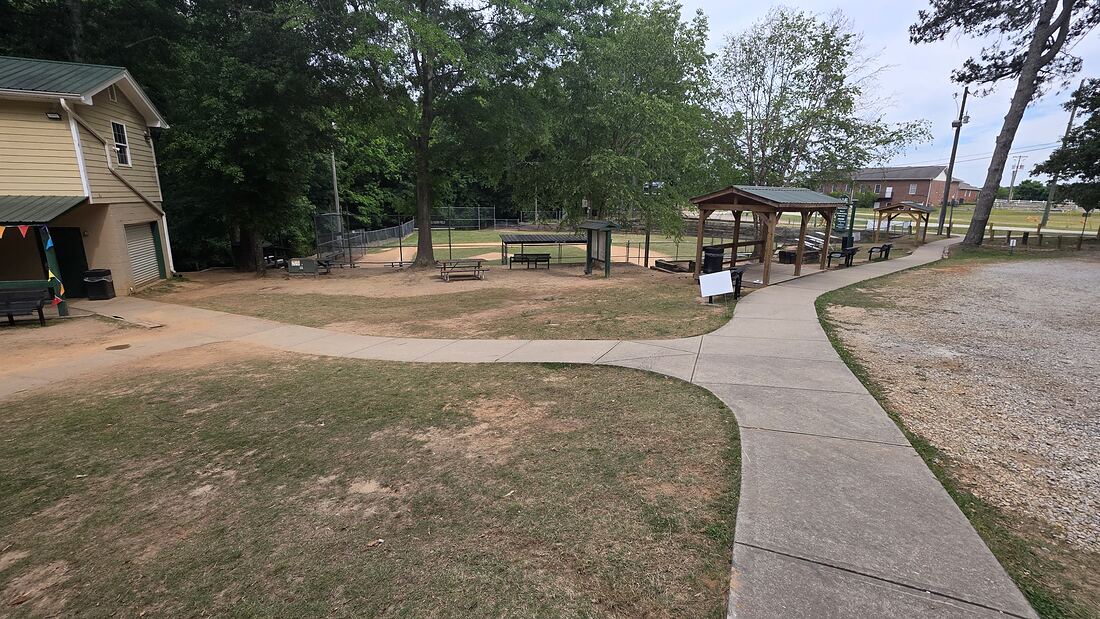 Walking paths between the buildings at Bethel Park